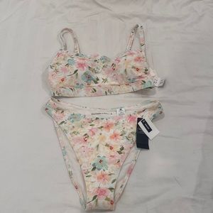 NWT Abercrombie and Fitch Floral Bikini